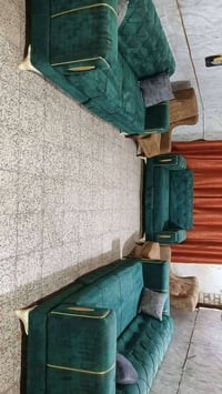 تخم • ١٠مقاعد • كاونتر مرمر