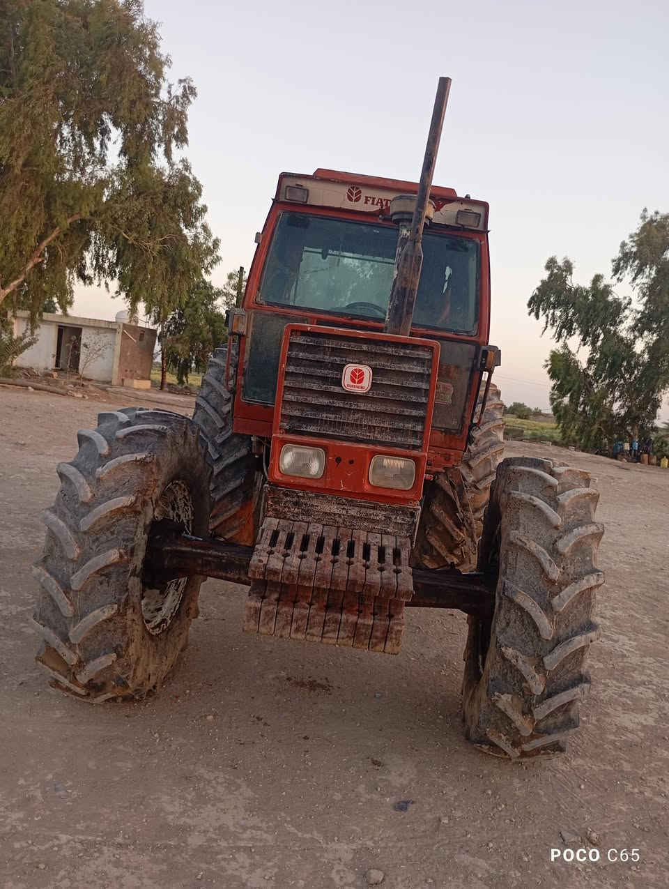 للبيع كاروبه فيات فول مواصفات محرك 140 لا تنقيص ولا بخار مكفول تبريد شغال للستفسار ***********
