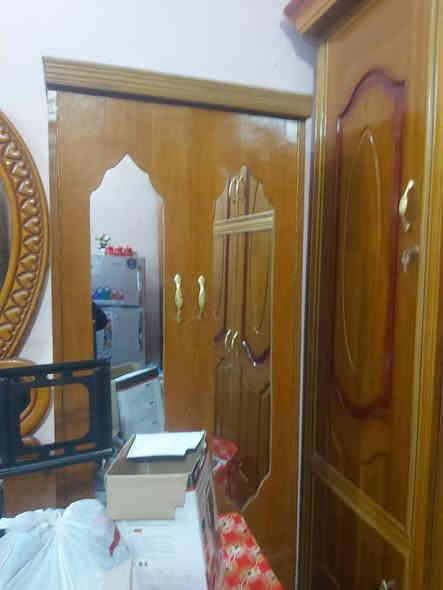 غرفه اخشاب للبيع استخدام قليل سعر ٥٠٠ بيها مجال مكان بعقوبه للاتصال ***********
