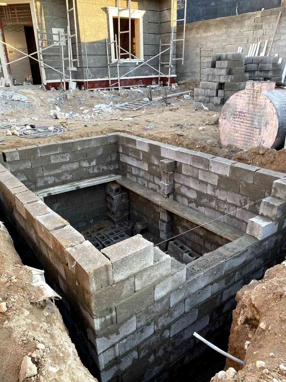 السلام عليكم
بنة حجر وبلوك متفرغ ..للتواصل اتصال علئ الرقم ***********
