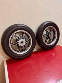 مكفول من كلشي😒🩵07721133664