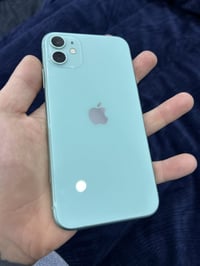 ١٢٨ • بطارية ٨٧ • كامرتين