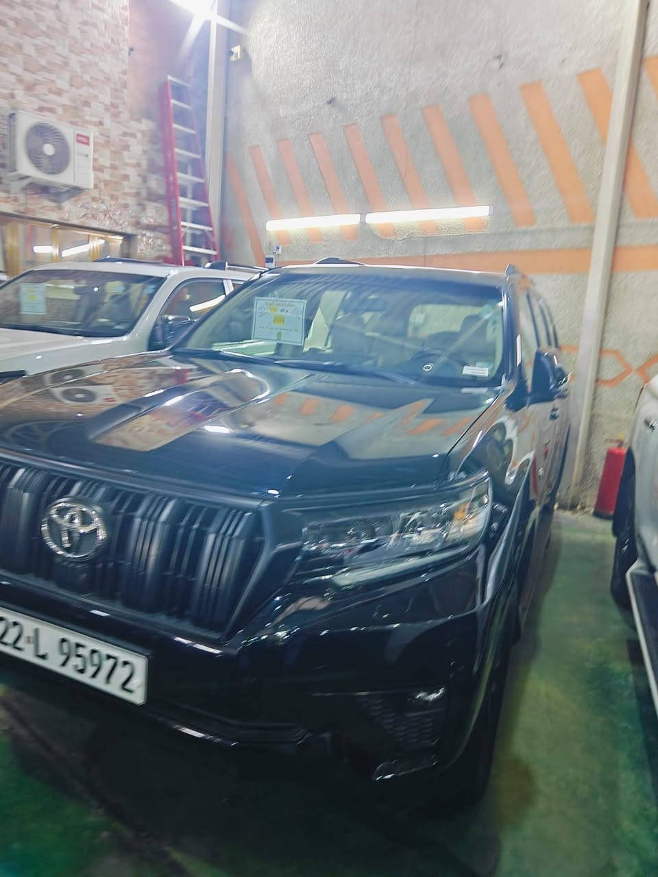 تحيه طيبه السلام عليكم ورحمة برادو
TXS .2023

كشنات كهرباء 
حجم المحرك V6 
مفتاح التشغيل بصمة
فتحة سقف سلايد روف
‏ABS
فور ويل 
شاشة اصلي
كامرا دوارة
اشارة ترحيب ب دوسات
حساسات امامية
حساسات خلفية
لايت زينون + LED
كشافات زينون
بك لايت LED
حجم الاطارات 19
مقود جلد حياكة
مثبت سرعة
المودات والاوامر الصوتية
حركة المقاعد الامامية كهرباء
نظام تبريد للمقاعد الامامية
مقاعد عدد 7
مقاعد جلد قرميدي
تبريد شاشة
ثلاث قطع تبريد
ثلاجة
شاشة لتحكم التبريد الخلفي
نظام نزول منحدرات
نظام مانع تزحلق
نظام حساس اطارات
‏SPORT
اشاير بالمري والمري قابله للطي
مخرج USB
‏Bluetooth
مخرج منفذ الطاقة
حاملات اكواب
تطعيم الدواخل صاج
هوك خلفي
شفتات ستيرن 
شاحن موباي
مكفوله باقي مواصفات معروفة 
رقم اربيل شرط تحويل مباشرة 
السعر 475 ورقه وبيها مجال 
أي استفسار رقم صاحب السيارة
***********
***********
مكان بغداد البياع
