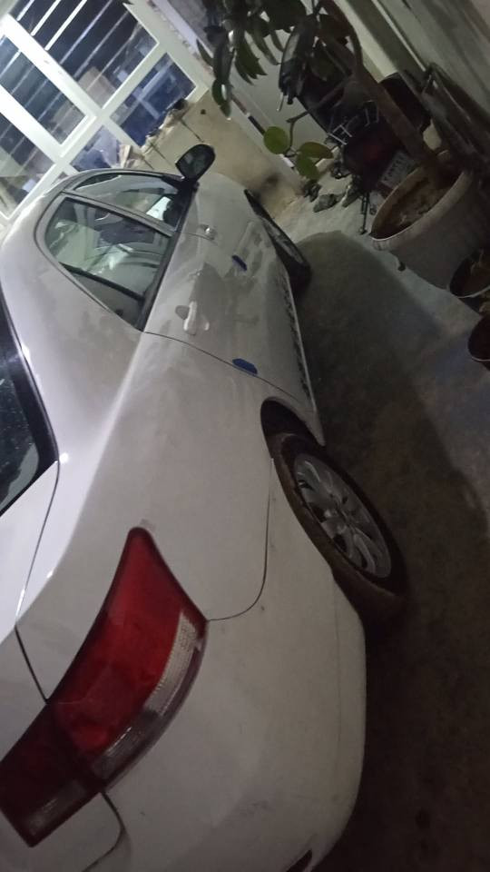 بی وایدی 2013 پێشی کامل داگرتوە کامل مواسەفاتە فول فولە بەس کراوەتە کێر عادی مەکینەی بیلادە بێ عیبە بەشرت ناو زەرد + ئاوێنە کارەبای +چوارجام کارەبا+ ABS +فۆلیۆم+ لیت ئۆتۆ+ بەسمەو  درگا بەسمەسێ بەسمەی لە گەلە + سلایت+ شاشە ئایپات وکامێرە + ویل کەپ + رەقم بخدایەو رەقەم نەوێ سەنەوەی کەسک 
لە هەولێرەم  *********** گۆرینەوە بۆ فرۆشتن نا أربيل, العراق
