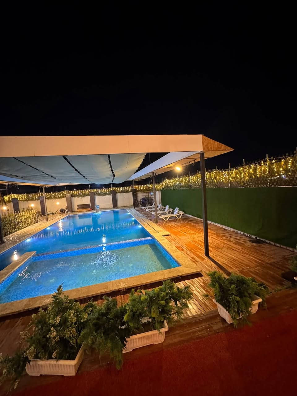 مزرعة للإيجار اليومي 🏡🌳
📍 الموقع: بغداد – هور رجب 

✔️ أجواء هادئة ومناسبة للعوائل

✔️ مساحة واسعة وخدمات متوفرة

✔️ مثالية للراحة والونسة

📌 للحجز والاستفسار يرجى الاتصال أو المراسلة على واتساب: 

 📞 ***********

 موثق في تطبيق اجرلي لسياحة المزارع في العراق 🇮🇶
