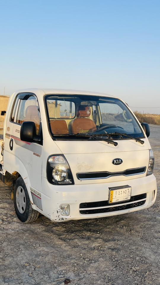 السلام عليكم اخوان
للبيع 
كيا بنكو 2017 كفاله عامه 
رقم بصرة السعر 100 وبيها مجال 
العنوان ذي قار/الچبايش 
الاستفسار ***********
***********
