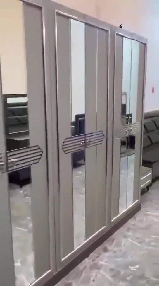 غرفة🇹🇷تركي  نضام حديث
  10 قطع 
صبغ حراري ✨
ابواب 🚪🚪  برغي وجوي حديد
 كنتور منفصل
سرير مخزن جك 
شازلون مخزن
جام مضلل  
نضافة 95٪💯
السعر مليون و100
شد ونقل داخل بغداد مجاني محافظات بكروة 🚛


**إذا كنت صاحب هذا الإعلان وتريد حذفه لأي سبب، رجاءا أرسل رسالة إلى الدعم الفني**