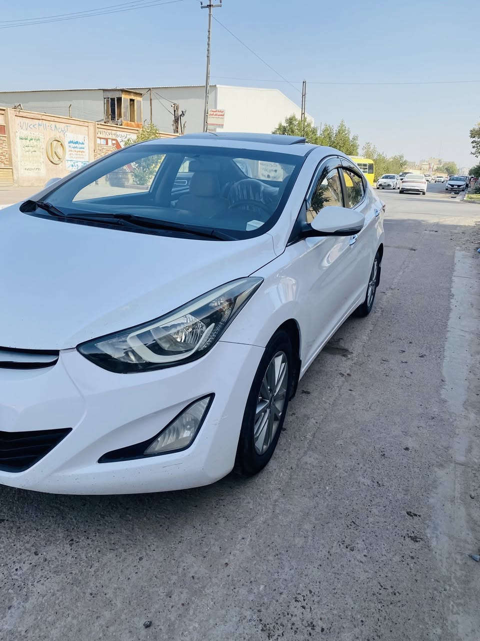 النترا 2015 خليجي رقم بغداد الجديد  محرك 1800  السياره فول مواصفات عدا البصمه  فتحه سقف  اشاير بالمري مري شفط تحكمات ستيرن  كامره حساسات السياره جاهزه من كلشي بيهة جاملغ امامي صبغ  وهلال الخلفي بدون اي دواخل  وتكحيل بسيط مكاني بغداد للاستفسار *********** السعر 122
