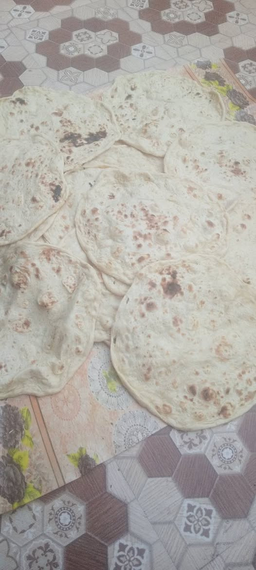 سلام عليكم يوجد خبز بيت 5 بالف ومابي صودا بيناتنه ذا بي صواد واكو كيك جاي همات


**إذا كنت صاحب هذا الإعلان وتريد حذفه لأي سبب، رجاءا أرسل رسالة إلى الدعم الفني**