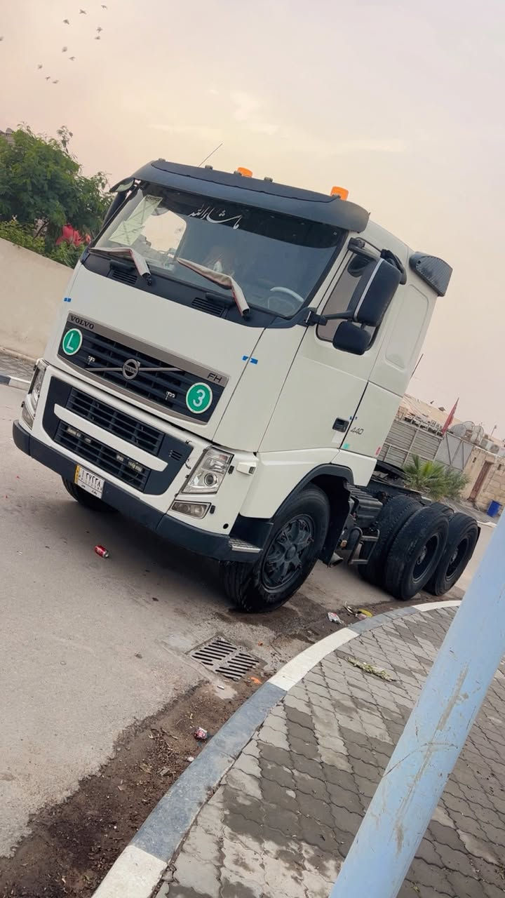 على بركة الله 
فالفو 2009
رقم بغداد بسمي
مربوطه سنويه فلات
كلشي بلادي بشرط
الاستفسار ***********0
