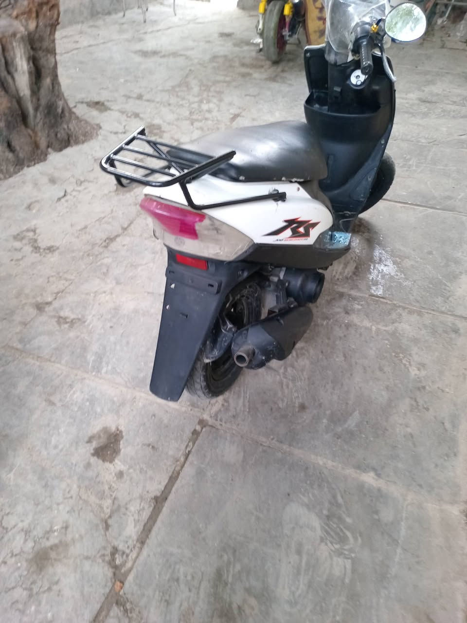 السلام عليكم دراجه ماكس مقفوله كفاله عامه سعرها 475 وبيها مجال
***********
