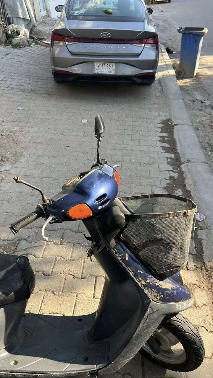 سلام عليكم 
دراجه منغولي للبيع الدراجه حلوه مرتبه 
الدراجه بلادية ومكينه نضيفه 
٢٠٠٣
للبيع ((٢٢٥)) وبيه مجال للشراي 
مكاني كربلاء حي الحر الثورة 
*********** 
***********
