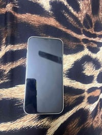 ايفون ١٢ عادي • ١٢٨ • بطارية ٩٣