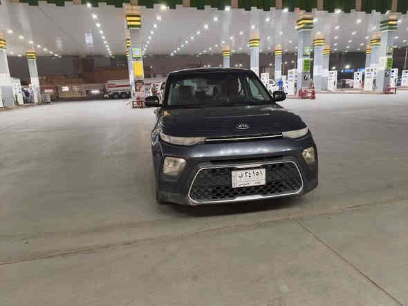 السلام عليكم*********** كيا صول ٢٠٢٠مكينة٢٠٠٠دوش غازالتبريدومي الراديترمال امريكة بعدة بيهة صدرامامي خلفي وتخم تايرجديدحادثهة جاملغ جهت السايق مبدل وصار عندي شخطين باالعراق وصبغتهن وكل شيء موضح بلمنشورماشية٦٥السيارةقفلهة١٢٥مكاني البلديات
