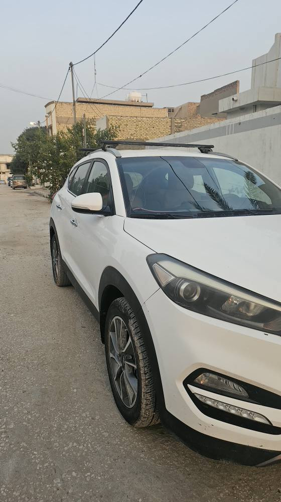 🚗 للبيع توكسان 2018 خليجي أبيض – نظيفة وجاهزة
العداد 180 ألف
رقم أربيل / موقعها النجف
سنوية باسمي – رقم جديد
تريد وكالة أو مداور
المحرك والكير مكفولات
سونار + باردات
بيها بنيد مرشوش وباب مرخاية
💰 السعر 170 وبيها مجال
📞 *********** النجف, العراق
