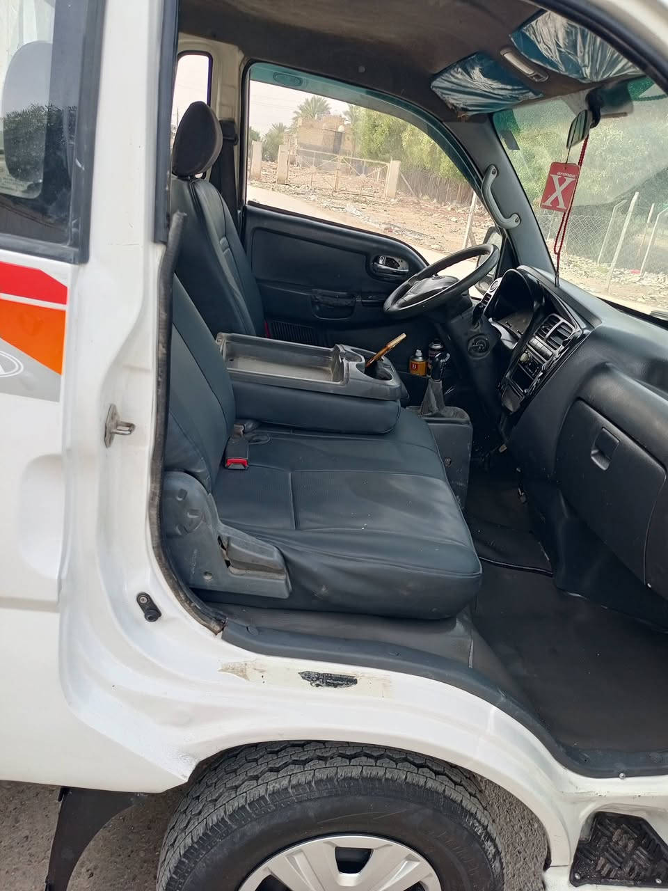 كيه موديل 10 رقم بغداد صبغ  رشات بصطيه جماليه محرك وكير وكسن وشاصي كفاله تخم تاير جديد محجر  عنوان بغداد حي الامين 90 وبيها مجال حق الجيه سنويه جديدة ***********
