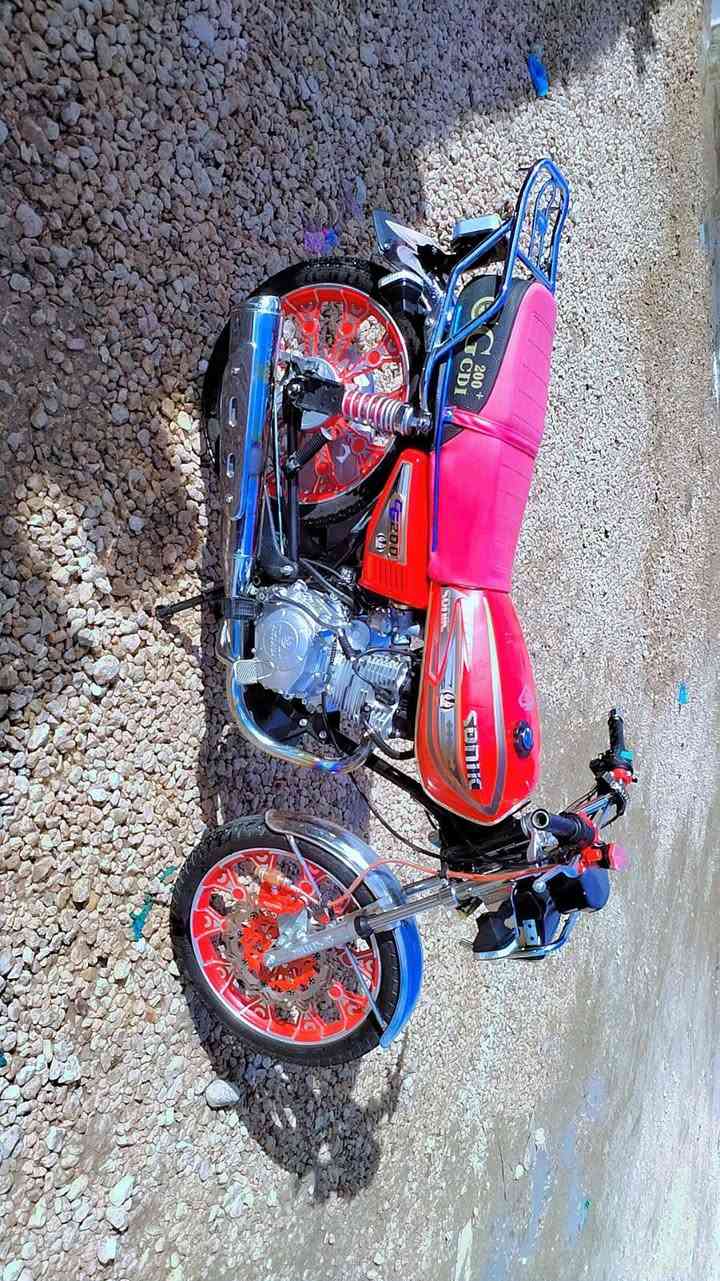 السلام عليكم
دراجة 2025 اوراق كامله السعر 800وبية مجال 
مكفولة انضف من الصورة 
للاستفسار الاتصال ***********
