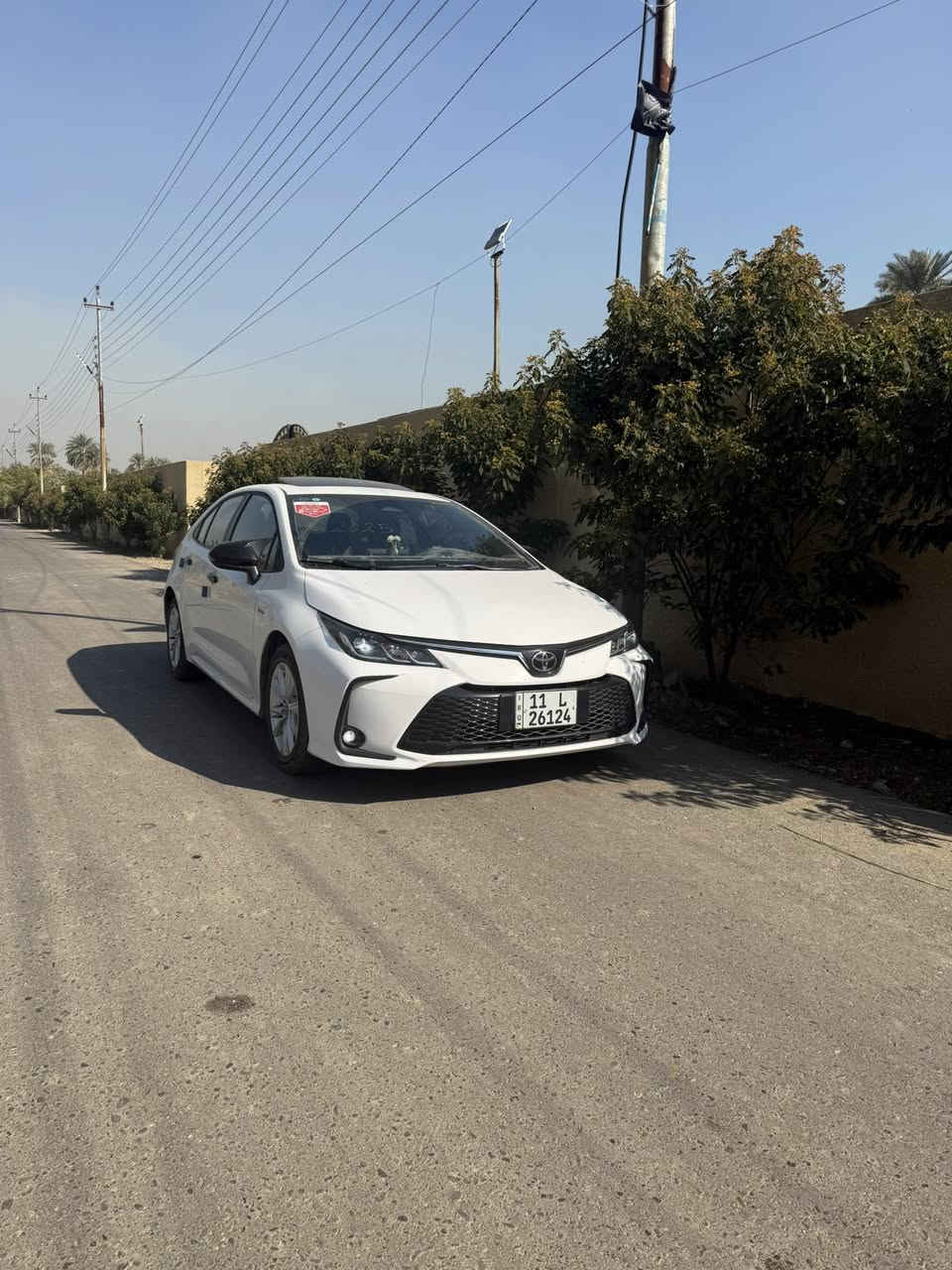 السلام عليكم كورلا 2025 رقم بغداد فول مواصفات عدا الكشنات الكهربائية سيارة جديدة مكفولة كفالة عامة عدا طخة بسيطة جداً على كد اصبعين ببداية الصندوك ومرجعة بلادي موضح بالصورة السيارة ماشية 32 بعدها بحالة الوكالة 
السعر 160 وبي مجال للجناي 
مكانها كميرة قرب جزيرة بغداد السياحية 
للاستفسار اكثر 
***********
