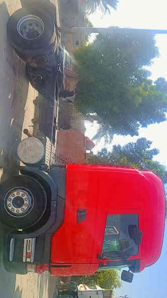 سلام عليكم سكانيه للبيع مديل 2007 مكينه انجكشن كير 100تلاثه بتلاثه حداده توه مسويه ربل رباط جوبلسات كله جديد بس تايراته نص عمر رقم بغداد ط بدون ضباره اكو وكاله فقط سنويه نافذه هاذ رقم راعيه متواجد واتساب***********
