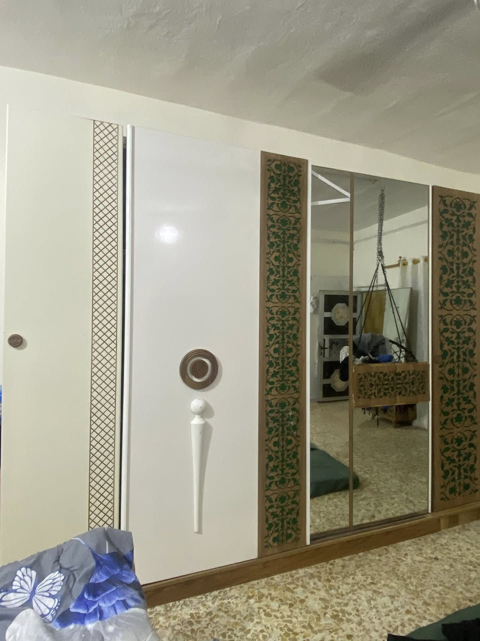 سلام عليكم غرفه للبيع ٩قطع نضيفه مابيها ضرر سرير نضام جكات مغزن كنتور سلايت سعر ٨٥٠مكاني حله شارع ٨٠


**إذا كنت صاحب هذا الإعلان وتريد حذفه لأي سبب، رجاءا أرسل رسالة إلى الدعم الفني**