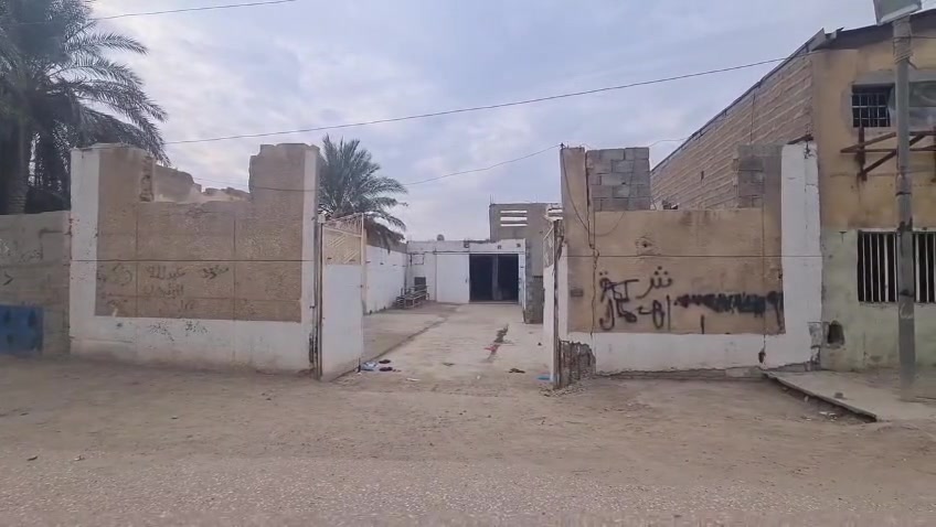 شركه للبيع مع الموقع 
المساحه 
الوجه ١٥نزال ٦٠
يوجد فيها قاعه كونكريت 
الوجه ١٥ نزال ٣٠ ارتفاع ٤وربع 
طابو صناعي 
العنوان الاسكندريه الحصوه المنطقة الصناعية خلف معمل ثلج الحصوه
 
يبعد عن طريق السريع الدوره الجديد ٣٠ دقيقه 

للإستفسار الاتصال 
***********
***********
