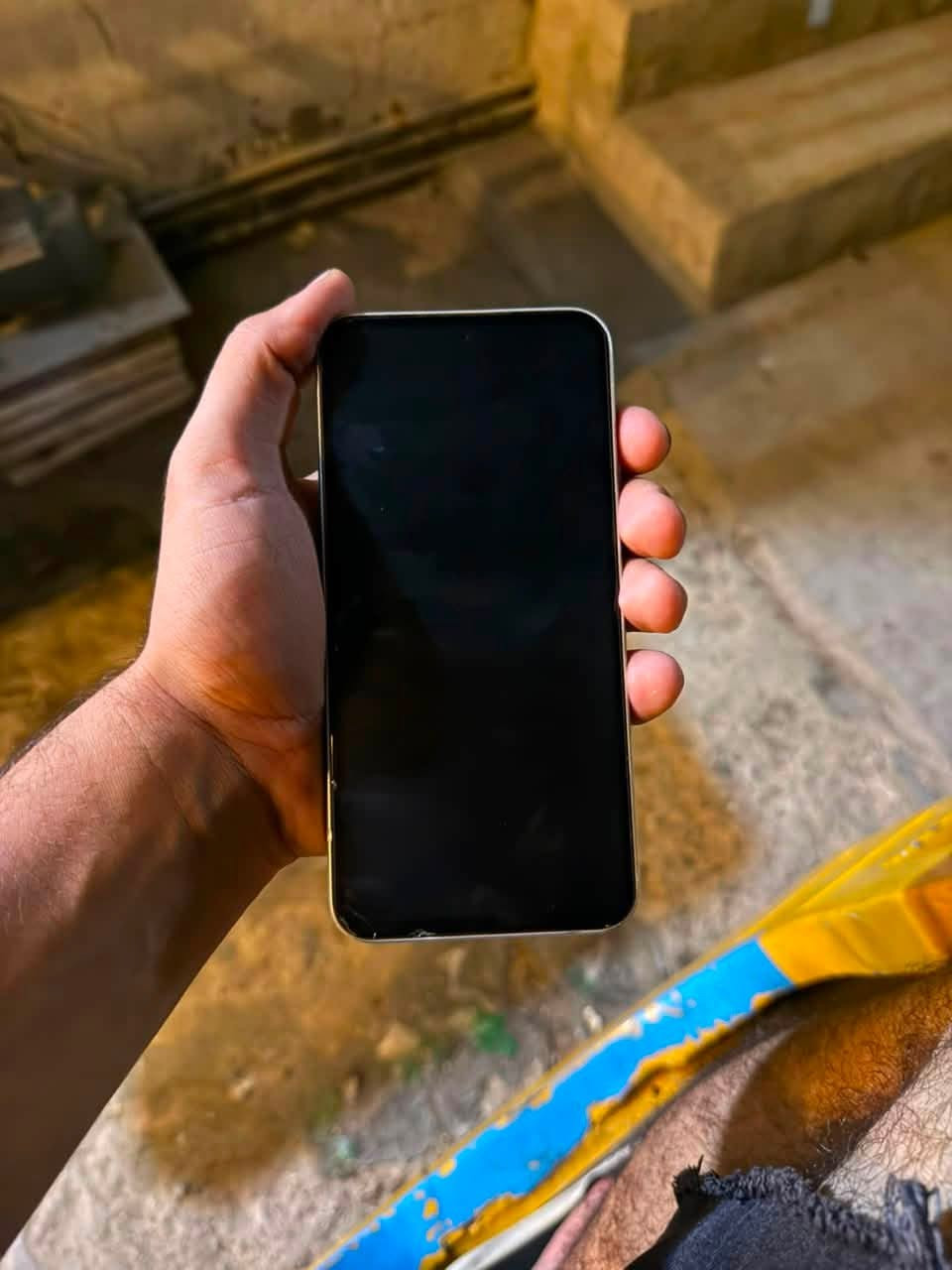 السلام عليكم 
تلفون سامسونج A54 5g
ذاكرة 256
دبل سيمكرت 
التلفون نضيف كلش
السعر 300 وبي مجال
العنوان بغداد شارع حيفا 
***********
