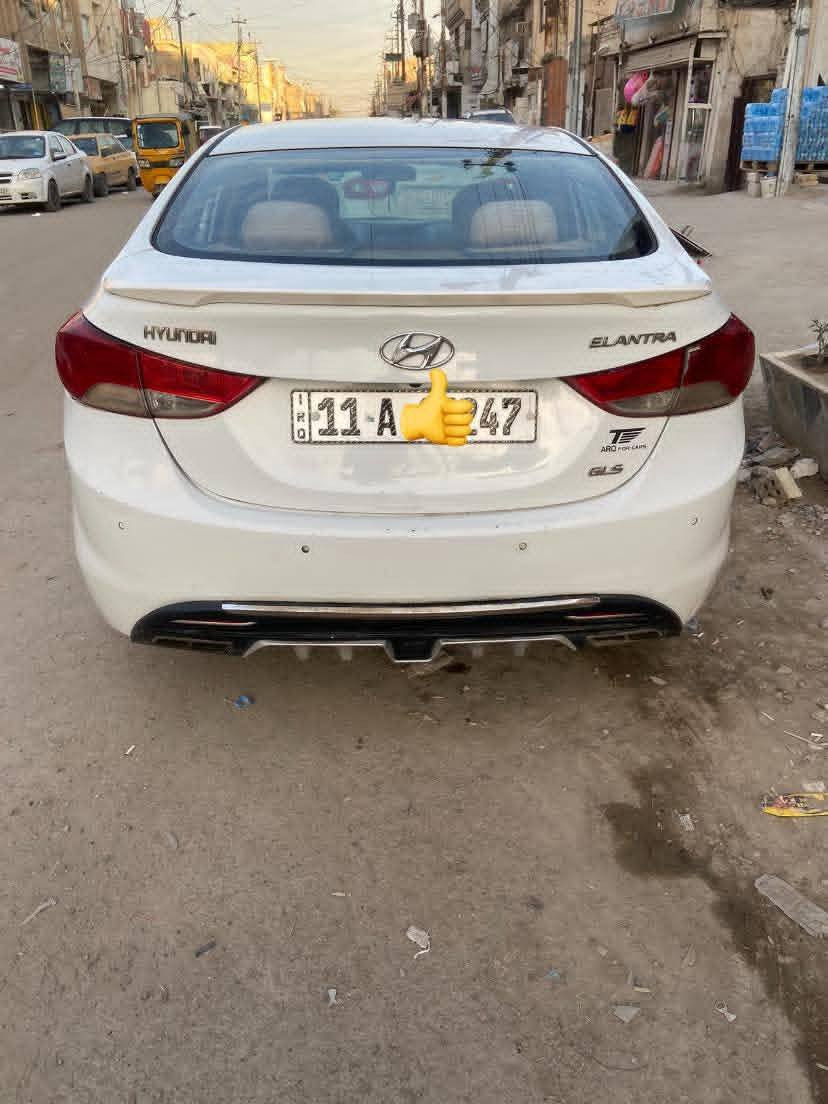 النترة 12 محرك 1800 دوش خليجي
فول عدا البصمة 

سيارة بأسمي رقم جديد 

بيهة قطعتين باب صبغ واحد تبديل وبيهة باردات بس سيارة جديدة وحلوة

كير محرك سليم 

لغود شواصي سليم 

السعر 100 وبيهة مجال 

الاتصال على هذا رقم غير متواجد ع الفيس

***********. مكان حي الأمين بغداد
