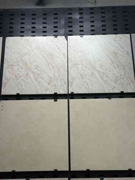 بورسلين أحدث الموديلات 
*********** 
 السعر ٧ الف 
 توصيل نصف السعر
