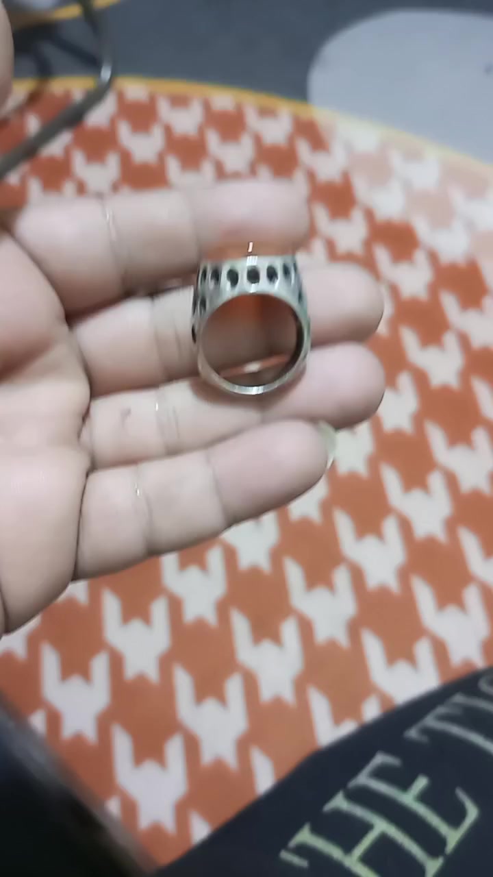 شلع 150ومراوس ابزنجيل وسوار تواصل خاص مكاني كربلاء


**إذا كنت صاحب هذا الإعلان وتريد حذفه لأي سبب، رجاءا أرسل رسالة إلى الدعم الفني**