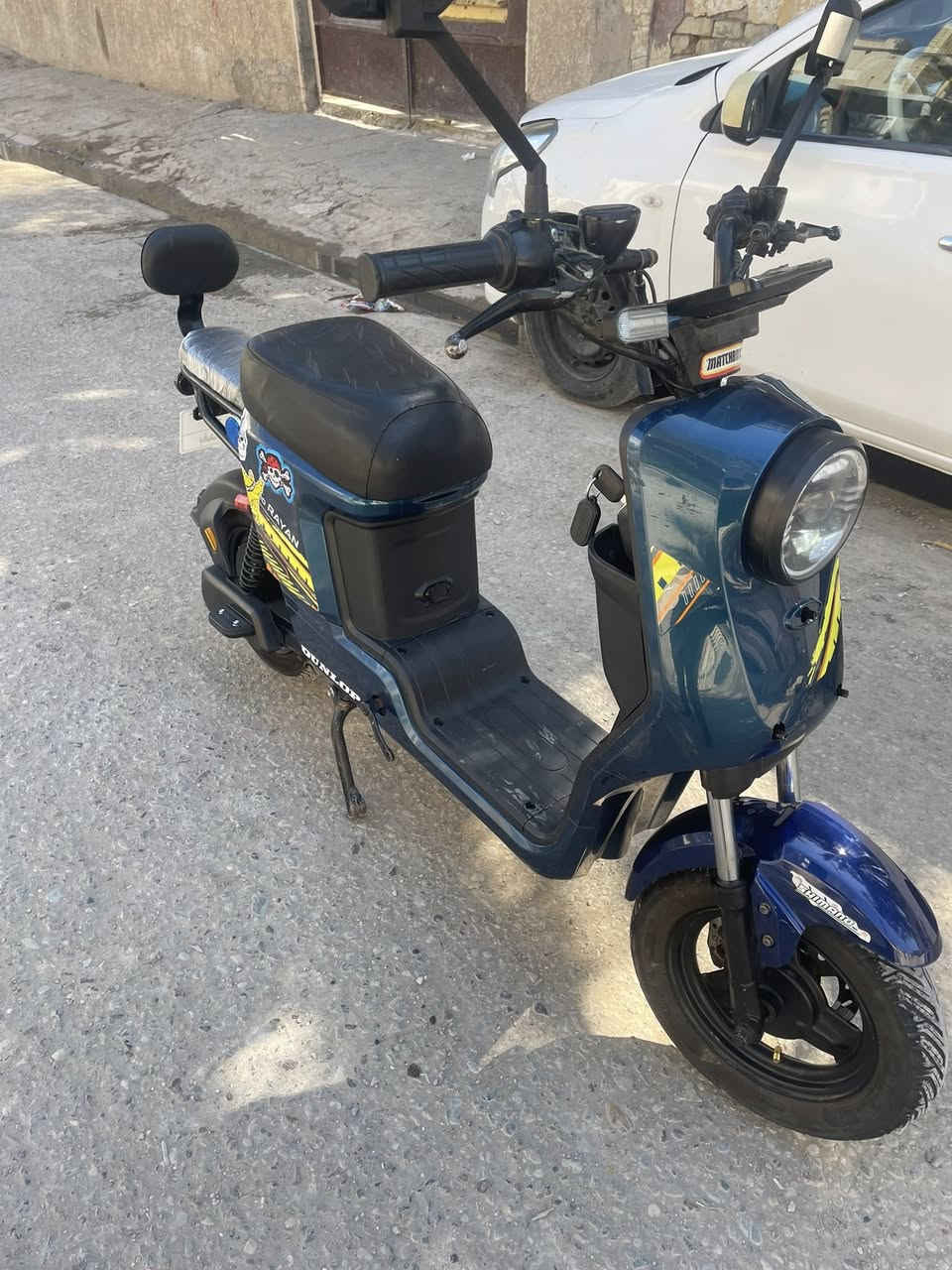 السلام عليكم  دراجه ريان للبيع نضيفه
اربع سرع 

كهربائياته كله شغاله 

تايرات جدد

الدراجه سريعه 

عارضهه 375 

مكاني بغداد

 المعلمين  الامين الثانيه 

هذه رقمي الشراي يخابر ويدلل 

***********
