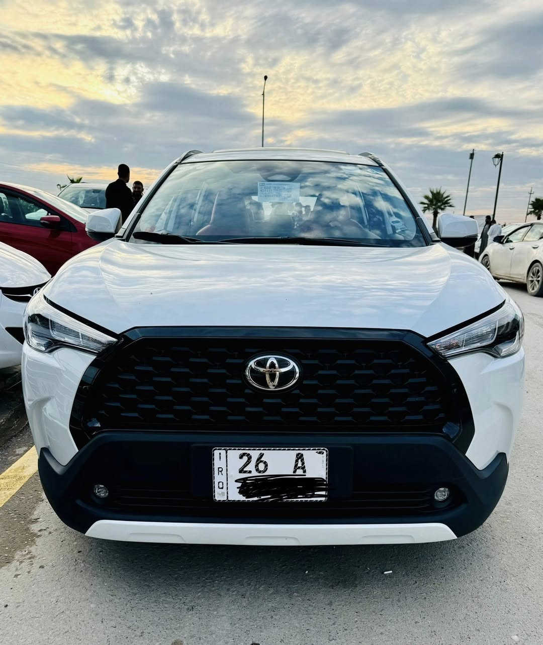 السلام عليكم من رخصة الادمن عندي كورلا كروس تجميع للبيع فول مواصفات داخل احمر .كلين السياره ماشيه 4500سعرها 178 .***********
