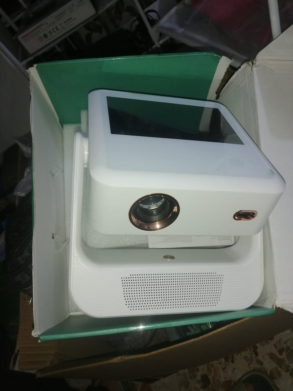 داتا شو عرض سينمائي شاشه لمس غنيه عن التعريف فول الفول صوت وصوره
١٥٠ الف واتساب ***********
