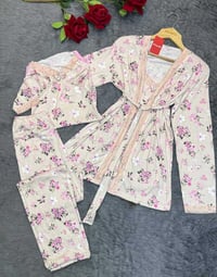 بجامة ٣قطع • سوزيت اجنبي • مقاسات M L XL