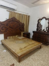 أثاث غرفة نوم • غرفة نوم