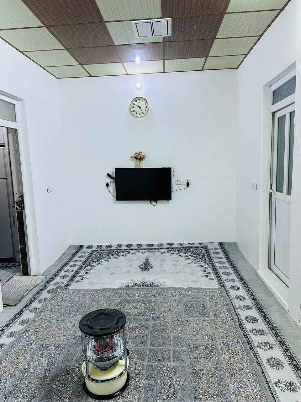 سلام علیکم ـ    نرخــــــــــــــــی خوار بازار

#خانوو  ناياب و فول مواصفات بۆ فرۆشتن 💒⛪
ناونیشان 📍 كه لار-قه زاي ڕزگاری سموود 🌆🏤

🔷گەڕەکی شاكه ل(نزيك مزگه وتي خير خوازان) نزيك جاده كه

🔷نزيك مزگةوت و قوتابخانة
🔷ڕووبەری6 بە 20=120 مەترە 📏📐
🔷تاپؤى يةك ناوة✅ 
🔷كامل كاشيية
🔷كامل دكتي مه ركه زييه بوه هه موو ژوركان
🔷دةرگاى پلاستيكه🚪
🔷رووى لة خؤرى ئيوارةية🌅☀️
🔷ديوارى كامل كاشيية
🔷شوێنێکی زۆر خۆش و دڵگیری هەیە🌄🎆

🔴ژوورەکانی ئەم خانووە پێکهاتووە لە ⬇️
🔶میوان 🚪
🔶مطبخ 🥄🫖
🔶مساعد مطبخ 🍴🔪
🔶هۆڵێک 🖼️
🔶يه ك ژوورى نوستن 🛏️🛋️
🔶ڕۆشنایی 
🔶مشتەمەلات 🚿🛁

بؤه زانيني نرخي ئه م خانوانه خاليك له كوميند دانه

بؤ زانيارى زياتر پةيوندى بكةن بة يةكيك لةم ژمارانةى خوارةوة👇
📞☎️
***********
 

ناونیشانی نوسینگە خؤرنةوةزان ◀️ بەرمبەر مزگەوتی  ئاسودة  

ئێوەی بەڕێزیش هەر موڵکێکتان هەبوو بۆ فرۆشتن یان ویستان بیکڕن دەتوانن ڕەسم و زانیارییەکانتان بنێرن بۆ ژمارە ڤایبەری 📳✅***********
