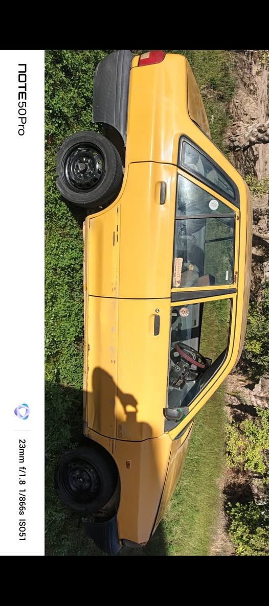 السلام عليكم سايبه مديل 11 سياره نضيفه ومرتبه كير مكينه بل جيس مكفولات تخم تاير جديد شواصي جدد درايمات جدد نوزلات جدد بلكات جدد  غرفته نضيفه سياره مرتبه  ومانقصه شي كبل للشارع السعر (13)وبيه مجال قليل اتكفلك سرقه
 ***********
