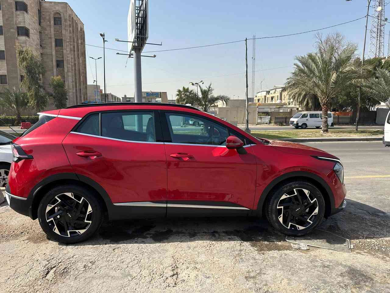 بسم الله الرحمن الرحيم
صلو عل نبي الفراولة للبيع 🍓🍓🍓
اخوتي الطيبين كيا سبورتج موديل 2023 وكالة نيم فول الفول 1/1 م

سيارة ماشية 23 الف حقيقي بعدهي داخل الضمان 

 صياناتها كلها بالشركة تخم تاير جديد صدر شركة سيارة كفالة من الصبغ والضربة والتبديل فقط دعامية الامامية مبدلة اصلية وكالة مكينة لوك كله محسن افولها تبريد امانة الله ثلج حتى البطارية جديدة الغرفة مالتها جديدة ومعتني بي ومسويلها حمام كامل سيارة من الاخير. متعبك تشغل سويج وتطلع وين ميعجبك 

مواصفاتها حساس امامي خلفي ..بلوجكتو ..لايتات زنون ..مري شفط ..اشارة بالمري..نقط عمياء..حساس جنطة تحرك رجلك جوة الجنطة تنفتح..كرسي كهرباء..تدفئة كشن..تدفئة ستيرن..جنطة كهرباء..سايد بريك دكمة..مانع انزلاق..شفتات بالستيرن..اوتو دم يعني المري تتضلل تلقائيا من الي وراك يشغل عالي..كاميرا خلفية بلادية..نظام النزول من المنحدرات..شاحن لاسلكي..منافذ شحن سريع بالكراسي الخلفية تايب سي  ..شاشة جبيرة بلادية وليس عمل ..مودات قيادة اقتصادي وعادي ورياضي ..تحكمات جهتين بالمقود ..تبريد قطعتين..شاشة اعطال.. جام اوتو.. مثبت سرعة... تشغيل عن بعد..بانوراما..ويل جبير..تبريد شاشة

مغلفة عازل حراري للجام يعني انسى الحرارة اصلي درجة اولى السيارة جديدة جدا 

اعتذر جدا عل الاطالة 

مكان السيارة البنوك

غير متواجد على الفيسبوك للاستفسار يرجى التواصل عل الواتساب او الاتصال على الرقم :-***********
السعر 22,900 دولار تجي تشوف السيارة وماقصر وياك اني بخدمتك التجي بي ترجع بي... بيع او مراوس
