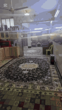 السلام عليكم
———————-
دار للبيع مساحه ١٦٠ متر العنوان الشعلة الرحمانية قرب معمل الثلج يحتوي الدار على ٦ غرف نوم كبيره ومطبخ + ستقبال +صالات عدد٢ + حمامات  عدد ٤  +مناور عدد٢       . علماً ان البيت يوجد فيه كتاب المبادرة   ولمعرفة السعر يرجى الاتصال برقم الآتي  ***********
