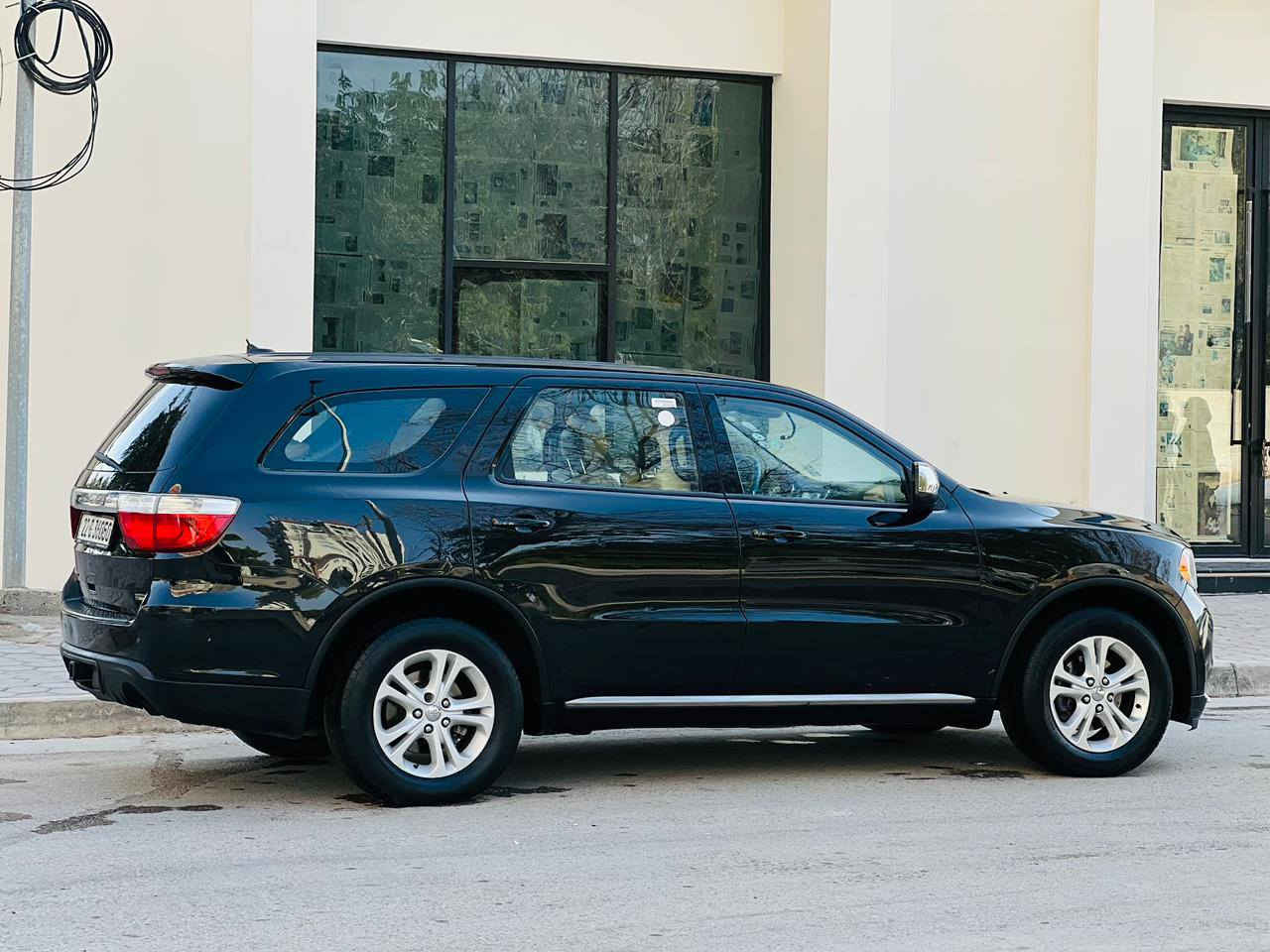 دورنكو مديل 2011 فول مواصفات سعر 145 وبيه مجال للاستفسار الاتصال  ***********  وارد مريكي جاملغ وبنيد بدون دواخل ولباقي كفاله عامه.  مواصفات فتحه سقف كشنات جلد تحكم ستيرن سبعه 7راكب ثلث قطع تبريد شاشه كامره دواره جنطه كهربائي حساسات خلفيه مري كهربائي كشنات كهربائي مكينه سته 6سلندر 3600 مكينه وكير مكفولات حداديه جديدهه تخم تاير جديد تبريد شغال ثلج سياره جديده وجاهزه وأي نقص مابيهه رقم أربيل نكليزي سنويه لل 29 تحويل وكاله مضمونه مكان سياره كربلاء
