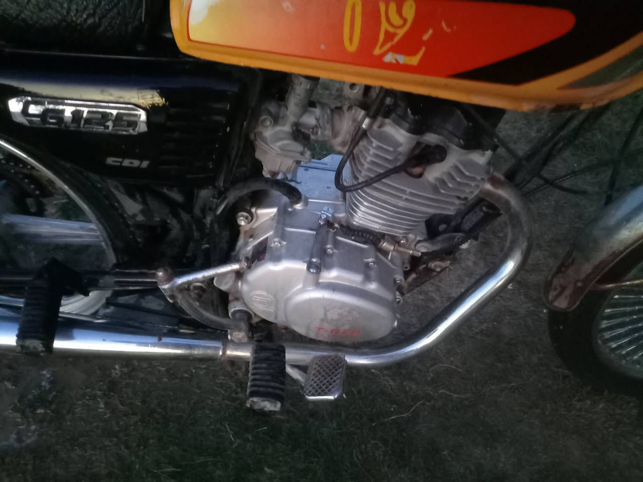 دراجه تايكر موديل 2020 محرك بلادي فول نضافه ونشاط ( تشغيل نكره كهربائيات شغاله)( أوراق اصوليه كرتونيه كامله) السعر (300)وبيها مجال حك الجيه لاتصال *********** خاص ما جاوب الشراي يتصل السكن ديالى ( ناحيه كنعان)
