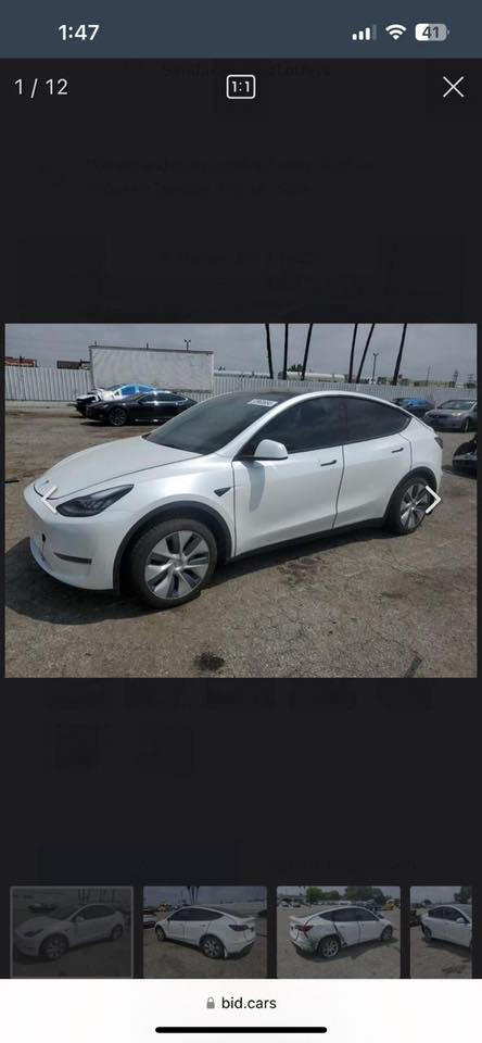 للبيع 
Model Y 
2023  DUAL MOTOR 
لونك رينج 
ماشية 70 
رقم بغداد 
حادثها جاملغ خلفي و هلال الباب 
بدون ايرباك صور الحادث مرفقة 
اون لاين 
و بيها حساب بالشركة
و الخ من المواصفات

للبيع 
23000$ و بيها مجال 
***********
