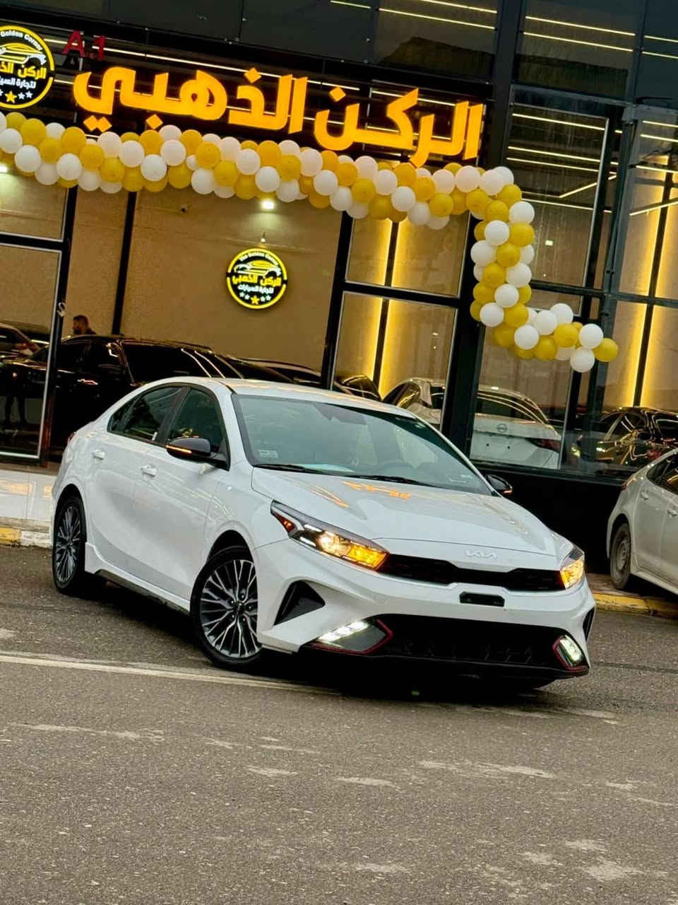 للبيع
السعر 155 وبيها مجال 
فورتي 23 جيتي لاين 
فووول من عنده سلايت 
السياره تترقم اربيل دهوك سليمانيه 
مكينه 20 دوش
الضرر بابين وجاملغ خلف بجم كبس
السياره ماشاءالله احلا من الصوره 
مكان السياره موصل الايسر معارض الجديده
معرض ركن الذهبي 
***********
***********
