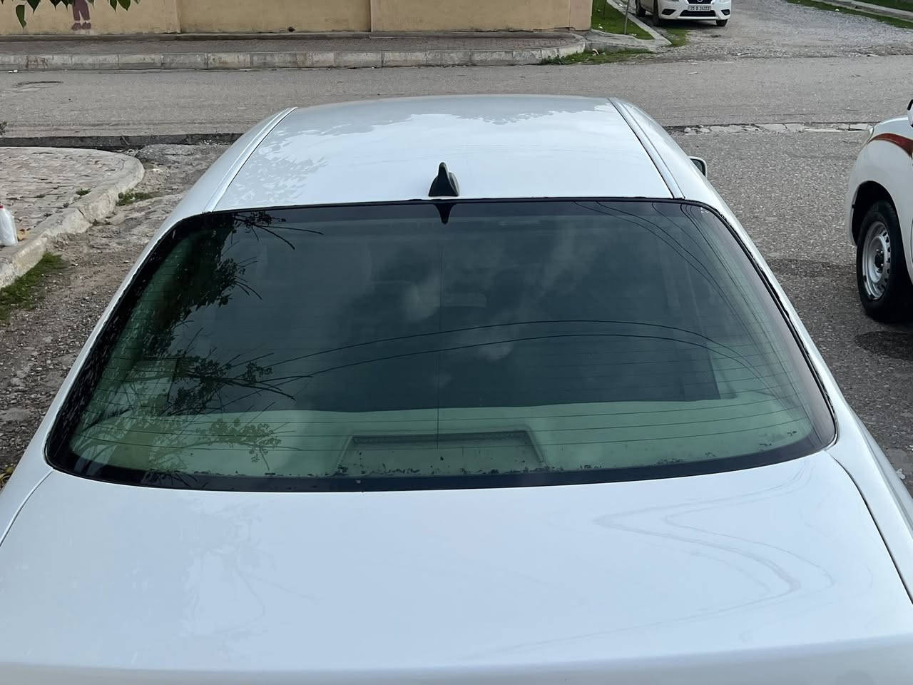 سلاو لةهةمولايك
شاهينة موس موس مةكينةو گيرگةورة 
٣دوكمةبةردة 
تةبريد سارد كةرم بريك بةشةرت 
دةعم ليدراو نية. 
دوكةلي نية   جام بيشو دواجاك كراوة 
تاوويلي لوك 
سعر ٦٤ مجال كةم 
كودي نية 
***********
