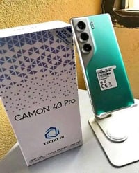 كامون 40 برو 5G • نضافه ٩٧ • مع ملحقات