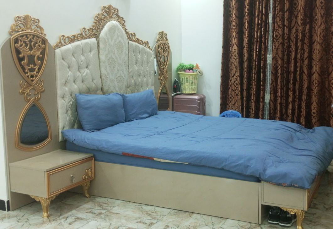 غرفه كامله نضيف كلش 850الف 
للعلم ماخذه مليونين600
***********
