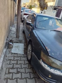 للبيع • مستعملة • ١٩٩٣