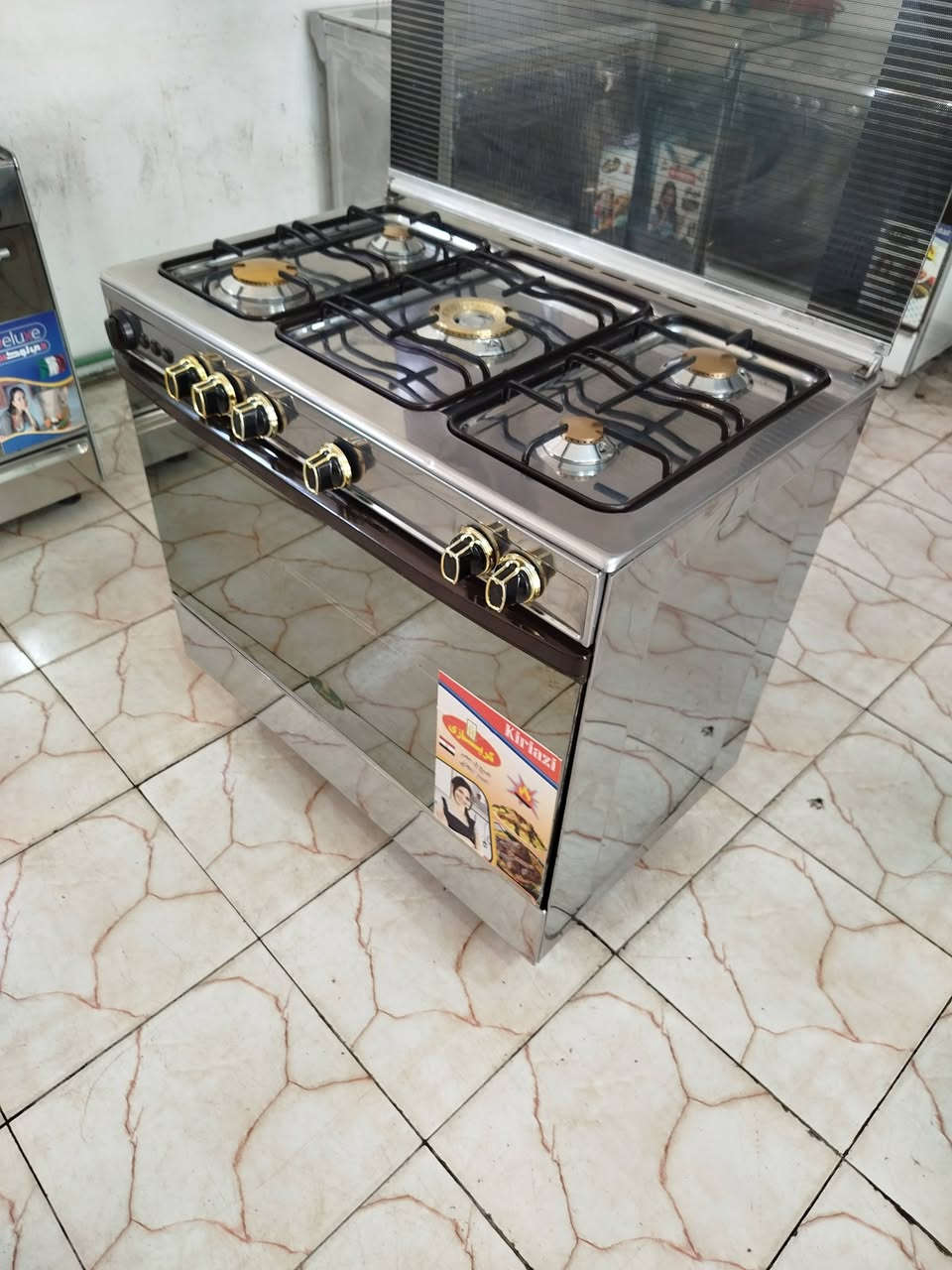 طباخ كريازي مصري للبيع عل فحص وضمان ديوانيه حي العسكري قرب تقاطع شارع ستين قرب موكب باب الحوائج سعر 260للاستفسار تصال على رقم ***********بي واتساب
