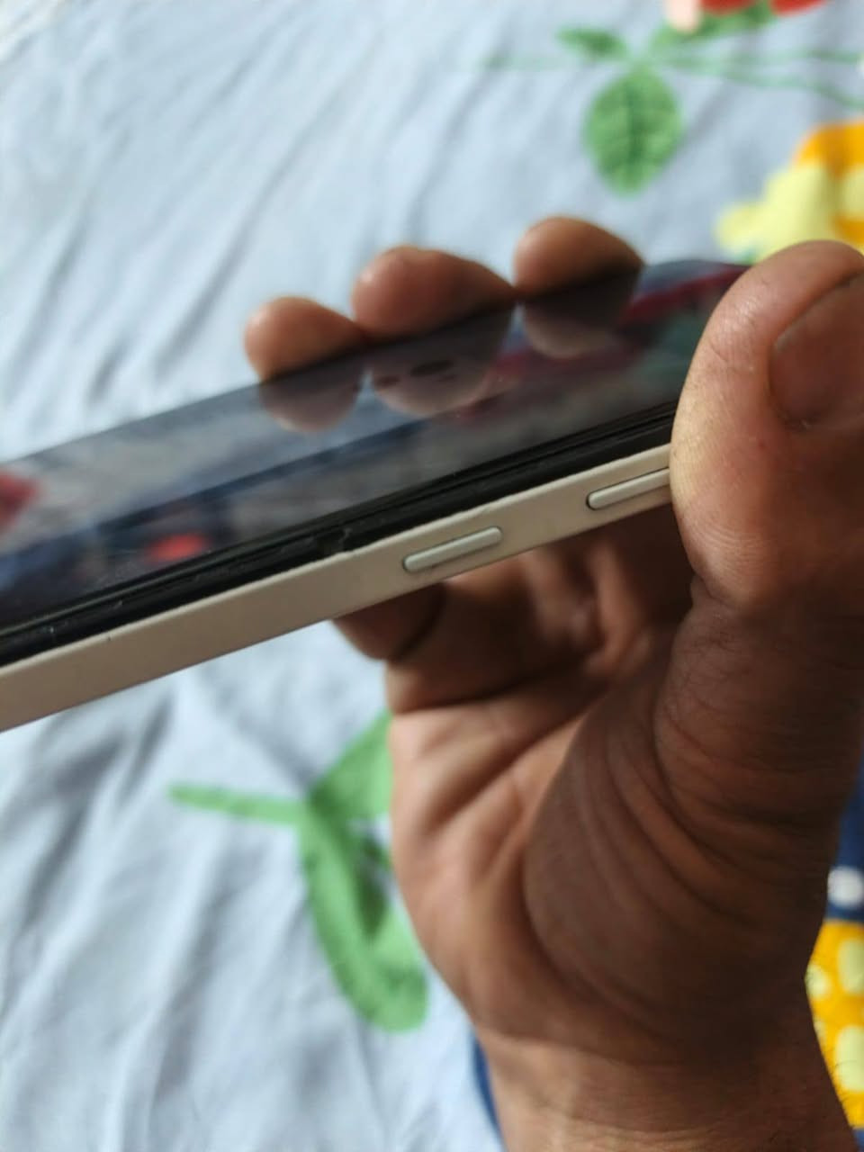 سلام عليكم جهاز انفنكس سمارت 7للبيع سعر 75 نضافه 90%
ذاكره 64 مامتواجد عل فيس ***********
