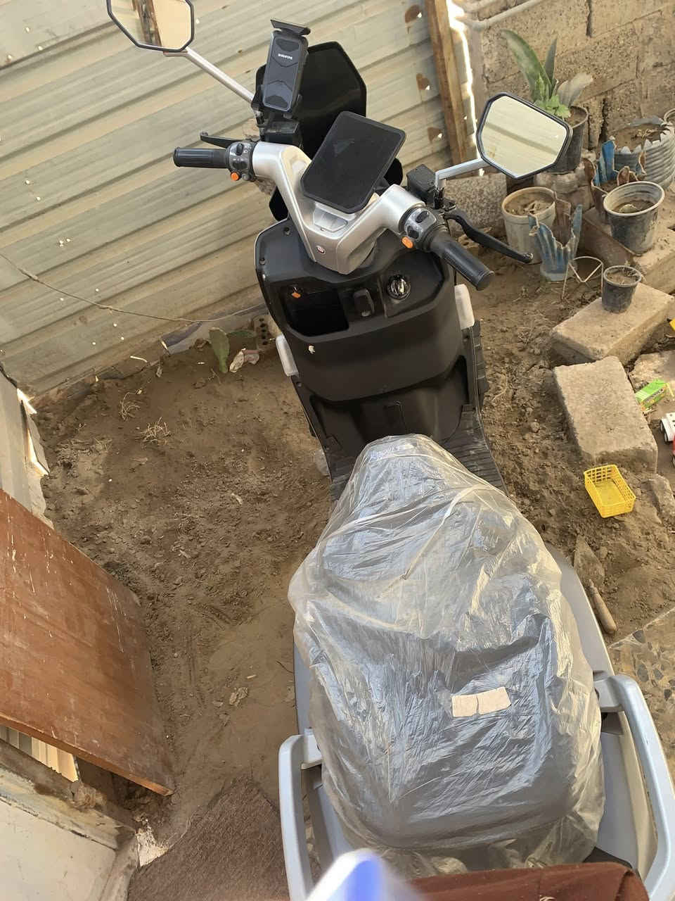 للبيع بمليون و٣٠٠
٦ بطاريات 
استعمال قليل 
٧٥ كيلو حقيقي 

***********
