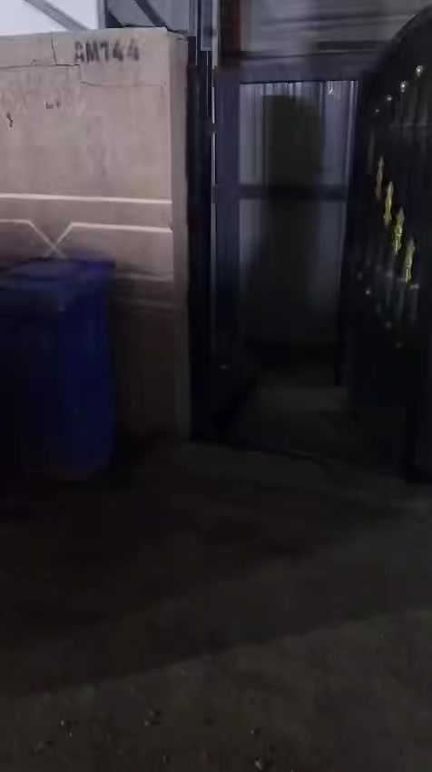 ٢٠٠ متر للايجار للاستفسار الاتصال على
***********
